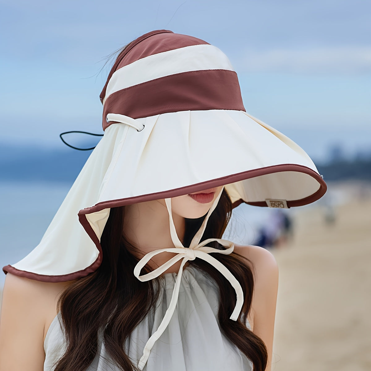 Women'S Stylish Sun Hat with Adjustable Drawstring - Lightweight, Breathable Polyester Visor Cap for Beach, Travel, and Casual Wear - Black and White Design, Wide Brim for Sun Protection, Travel Hat